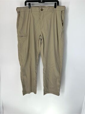 UB tech nylon straight leg pants men’s 40X30